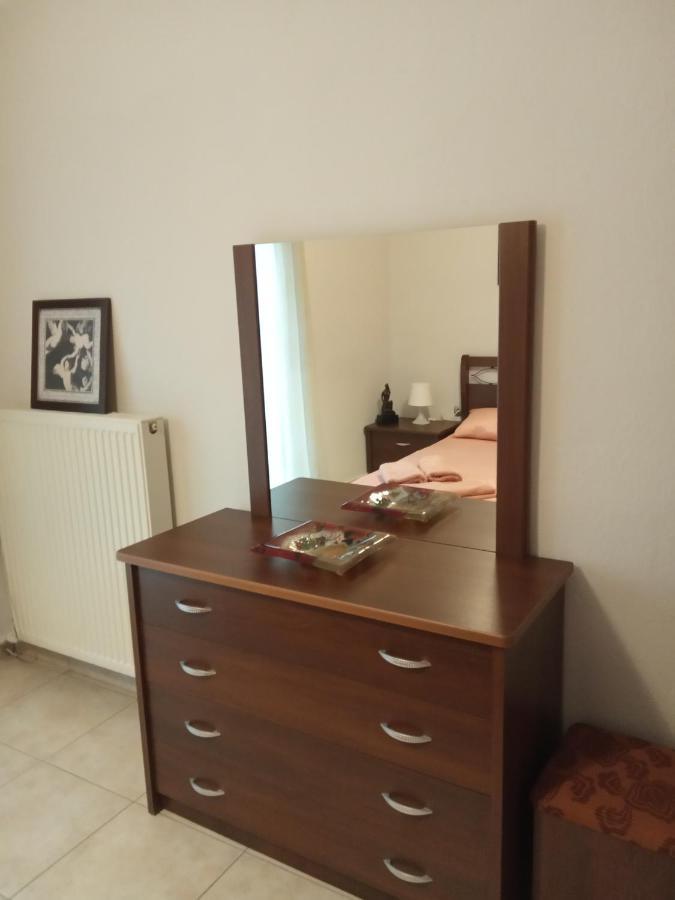 Isavrou Apartment Комотини Экстерьер фото