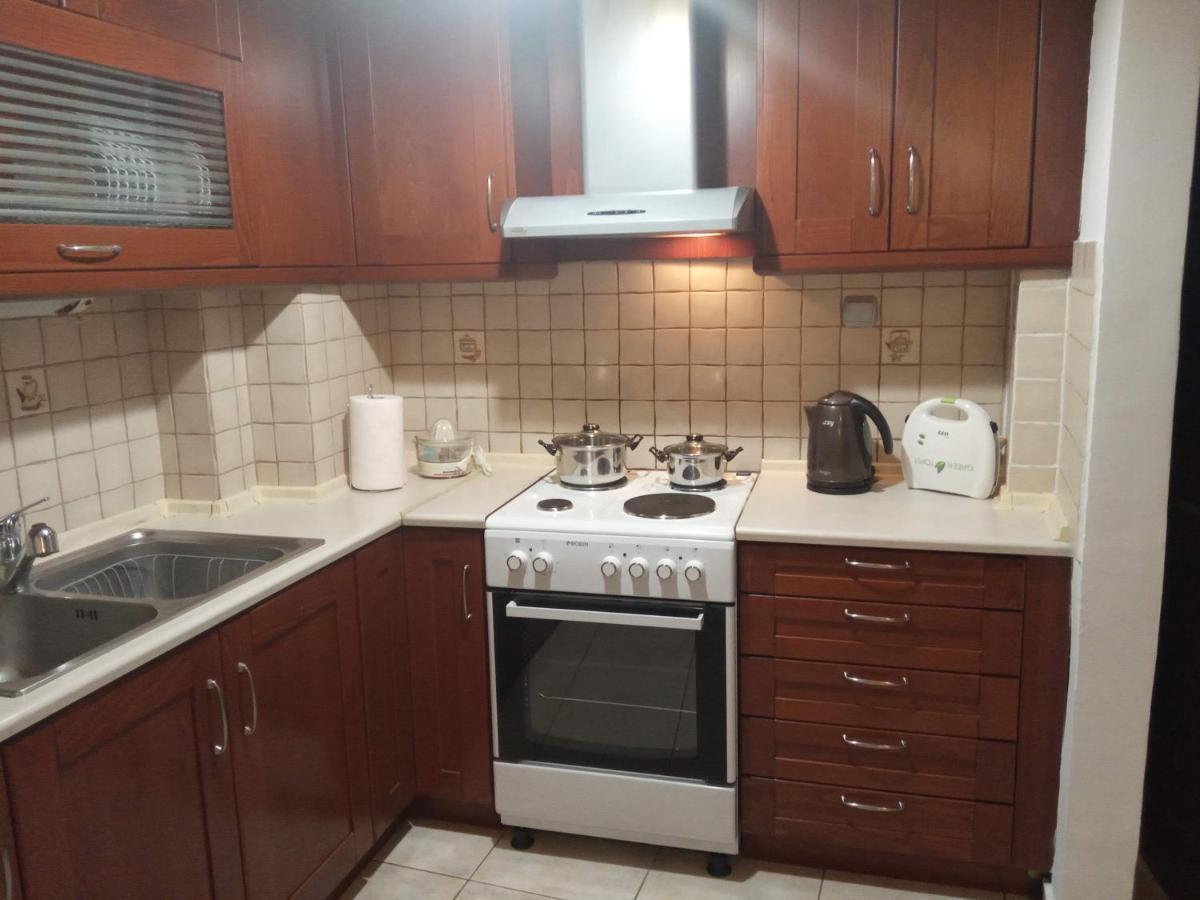 Isavrou Apartment Комотини Экстерьер фото
