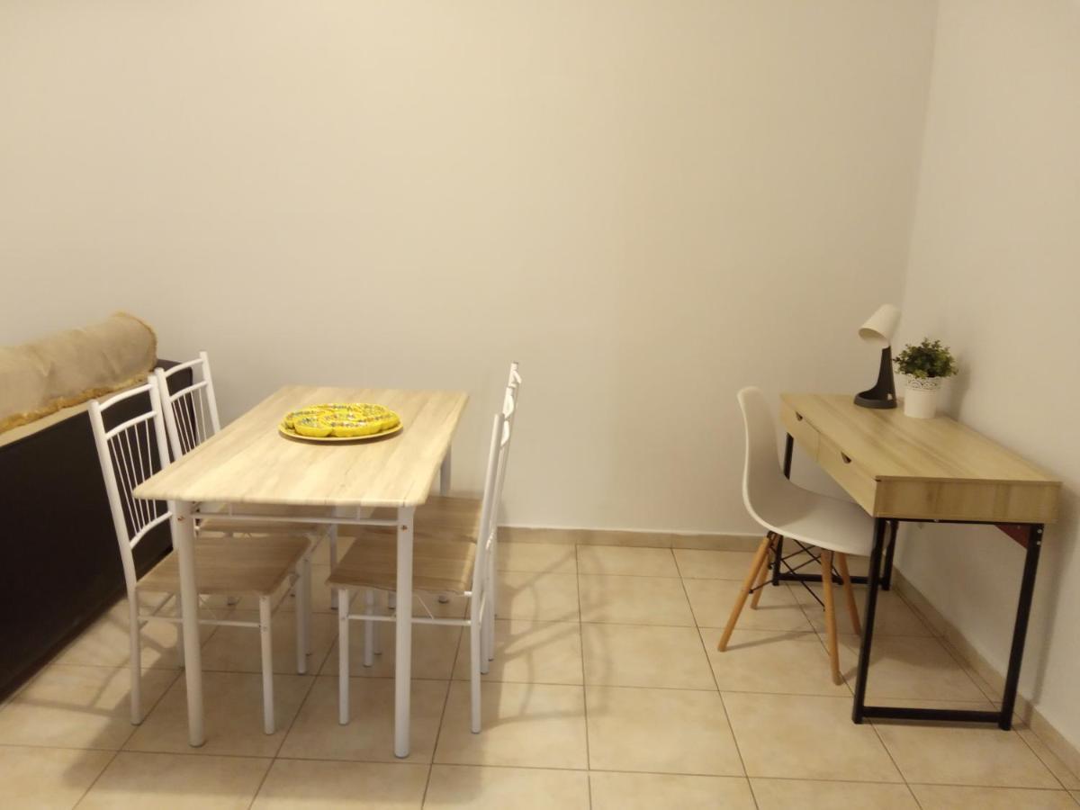 Isavrou Apartment Комотини Экстерьер фото